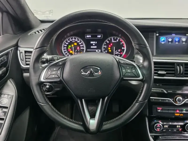 2018 Infiniti Q30 с пробегом 44 329 км