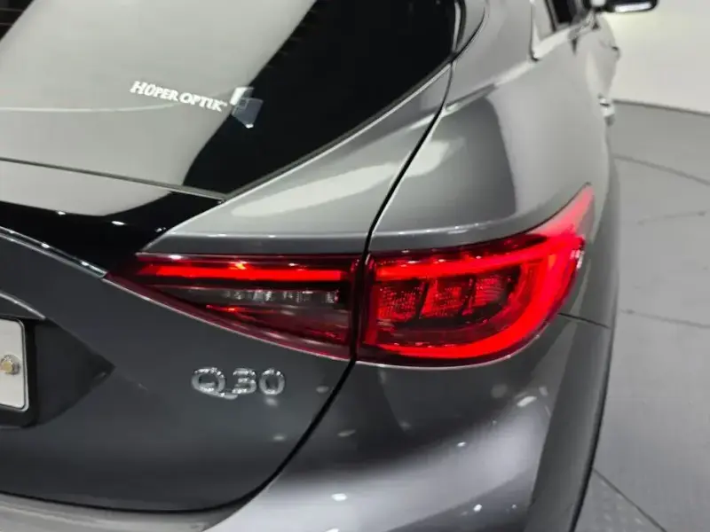 2018 Infiniti Q30 с пробегом 44 329 км