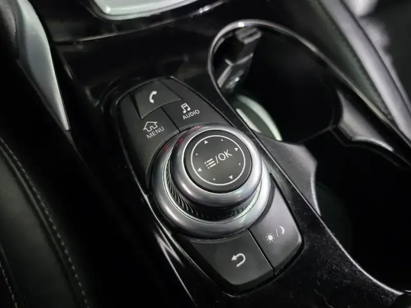2018 Infiniti Q30 с пробегом 44 329 км