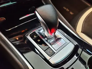 2017 Infiniti Q30 с пробегом 33 000 км