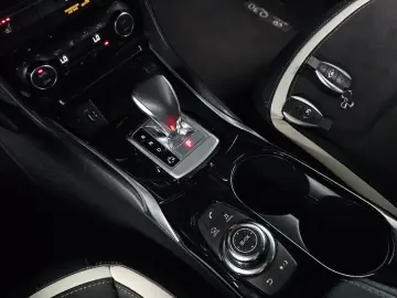 2017 Infiniti Q30 с пробегом 127 590 км