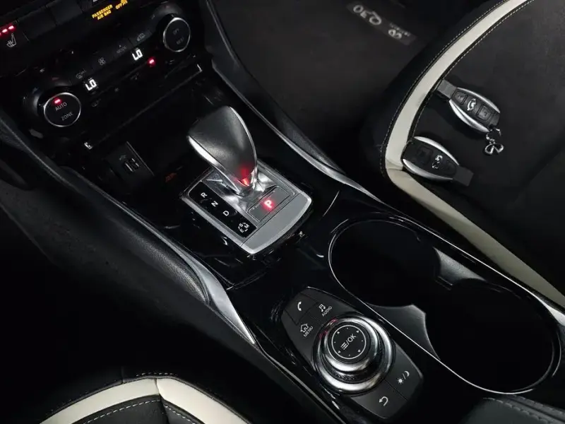 2017 Infiniti Q30 с пробегом 127 590 км