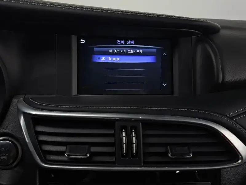 2017 Infiniti Q30 с пробегом 127 590 км