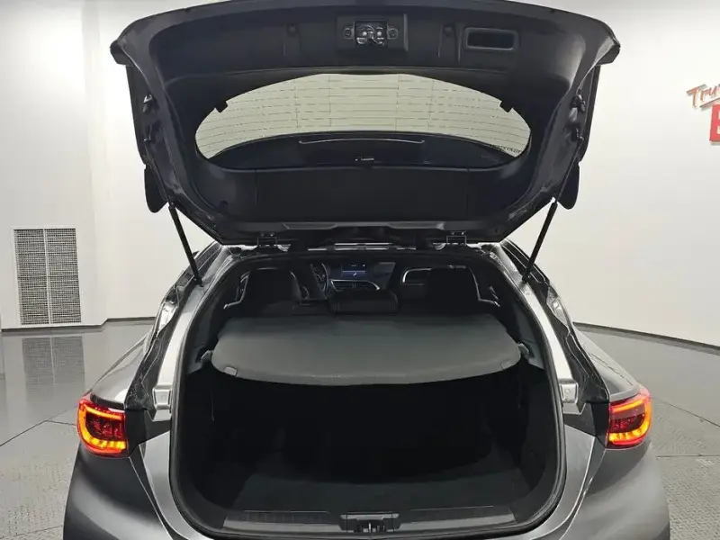 2017 Infiniti Q30 с пробегом 127 590 км