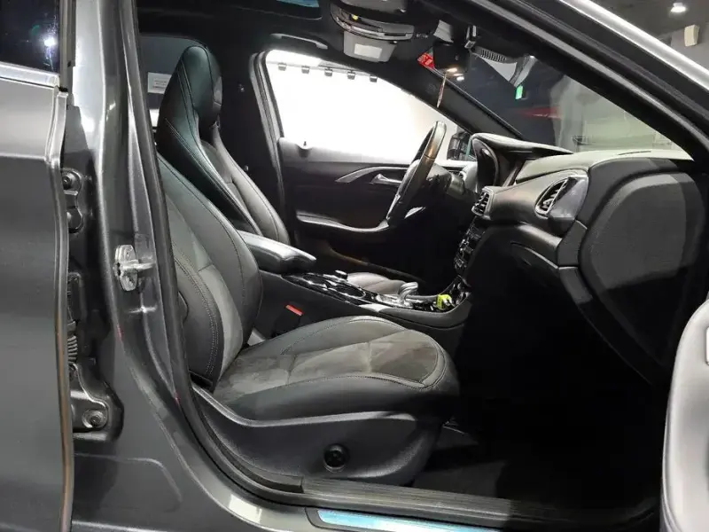 2017 Infiniti Q30 с пробегом 100 910 км