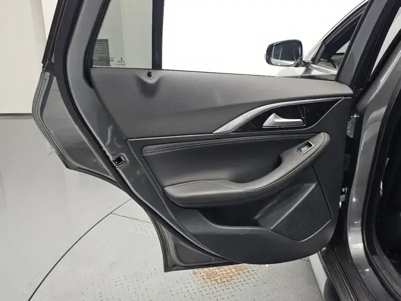 2017 Infiniti Q30 с пробегом 127 590 км