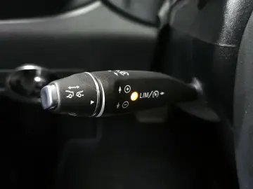 2017 Infiniti Q30 с пробегом 100 910 км