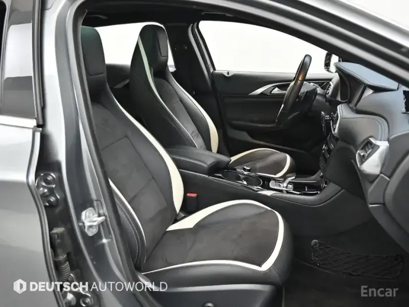 2017 Infiniti Q30 с пробегом 71 588 км