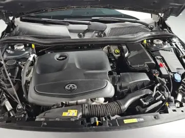 2017 Infiniti Q30 с пробегом 97 309 км