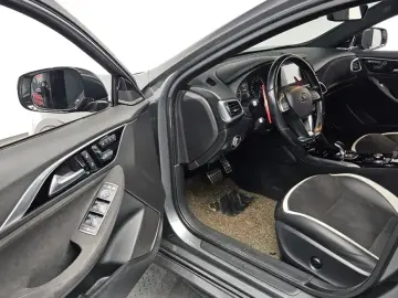 2017 Infiniti Q30 с пробегом 97 309 км
