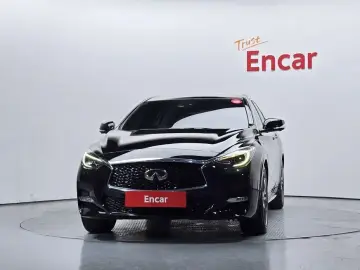 2017 Infiniti Q30 с пробегом 88 347 км