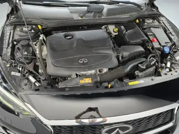 2017 Infiniti Q30 с пробегом 88 347 км