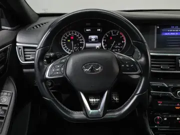 2017 Infiniti Q30 с пробегом 88 347 км