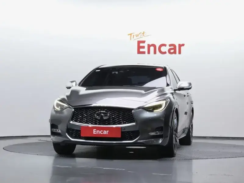 2017 Infiniti Q30 с пробегом 63 485 км