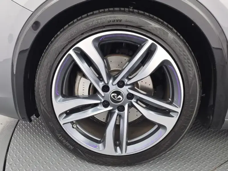 2017 Infiniti Q30 с пробегом 63 485 км