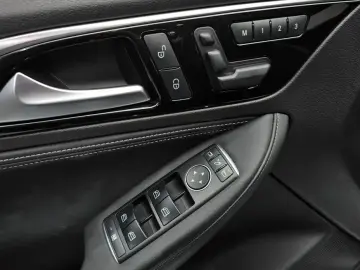 2017 Infiniti Q30 с пробегом 88 347 км