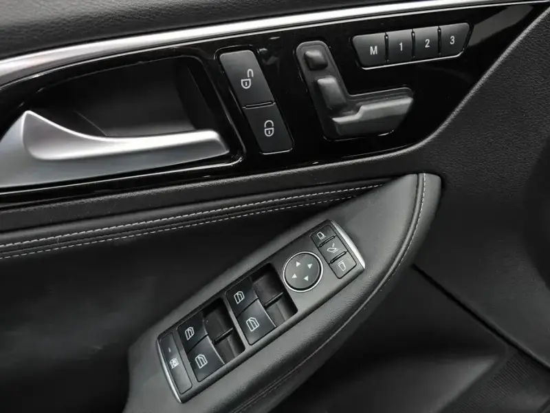 2017 Infiniti Q30 с пробегом 88 347 км
