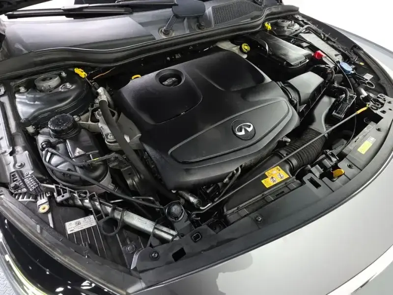 2017 Infiniti Q30 с пробегом 63 485 км