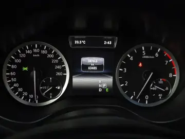 2017 Infiniti Q30 с пробегом 63 485 км