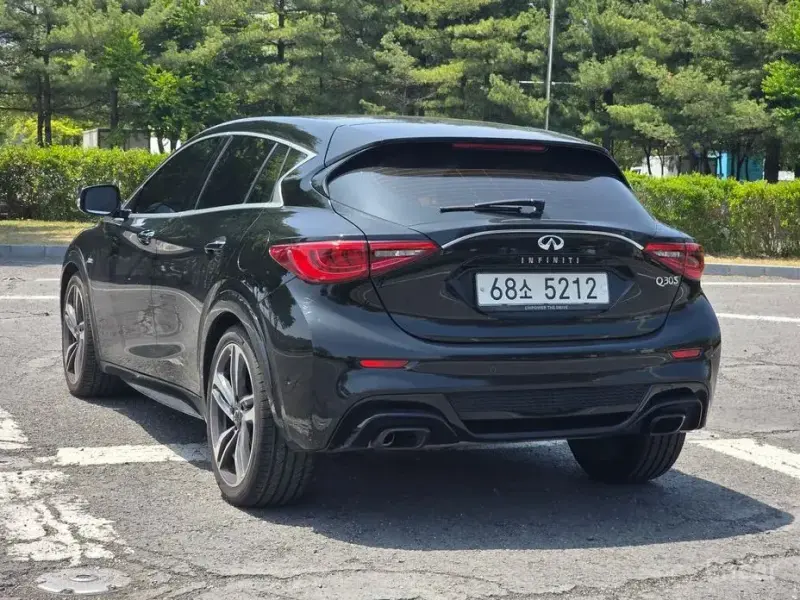 2017 Infiniti Q30 с пробегом 79 770 км