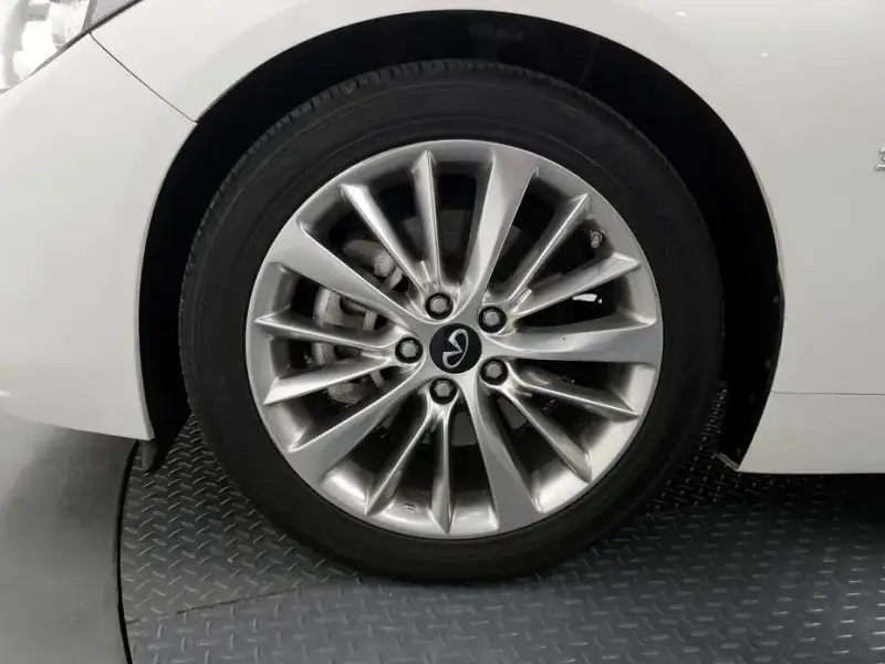 2020 Infiniti QX50 с пробегом 100 860 км
