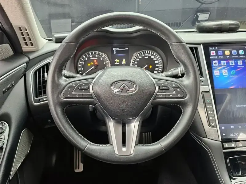 2020 Infiniti QX50 с пробегом 100 860 км