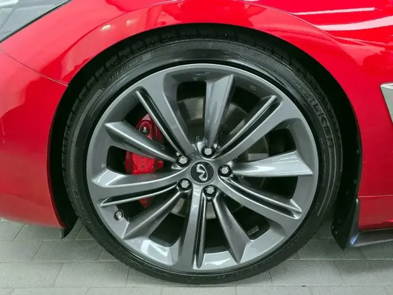 2018 Infiniti Q60 с пробегом 119 941 км