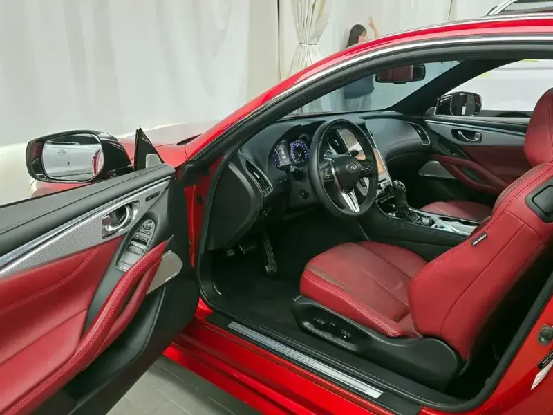 2018 Infiniti Q60 с пробегом 119 941 км