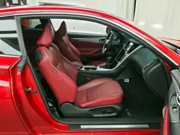2018 Infiniti Q60 с пробегом 119 941 км