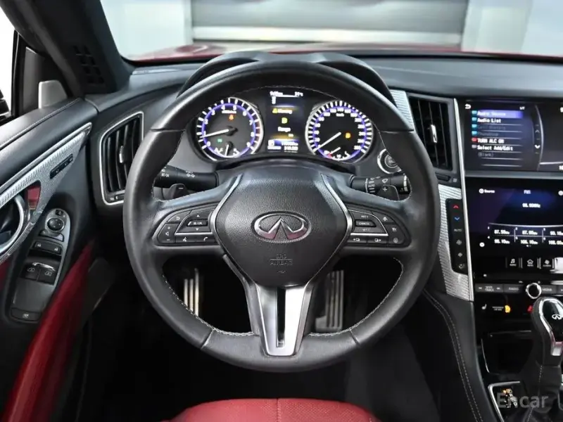 2018 Infiniti Q60 с пробегом 119 941 км