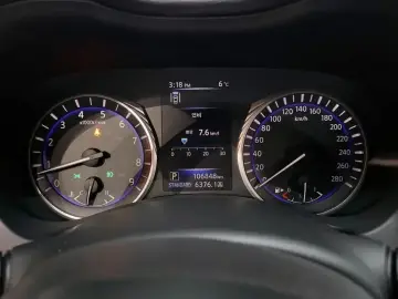 2018 Infiniti Q60 с пробегом 106 848 км
