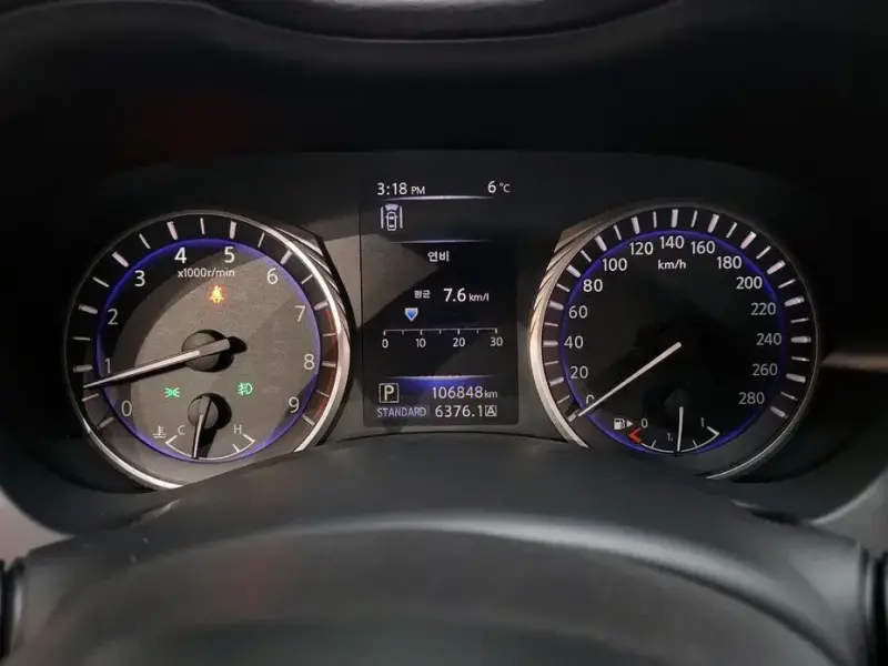 2018 Infiniti Q60 с пробегом 106 848 км