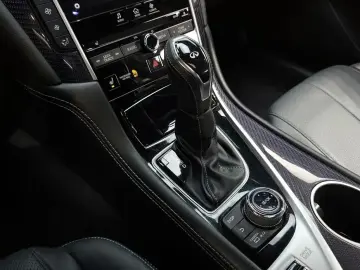 2018 Infiniti Q60 с пробегом 106 848 км