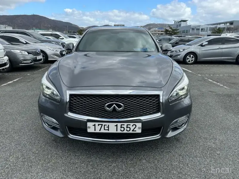 2018 Infiniti Q70 с пробегом 198 487 км