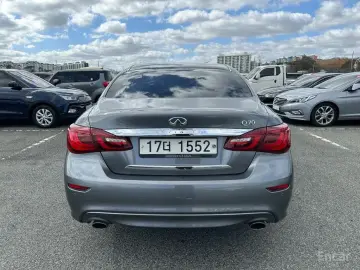 2018 Infiniti Q70 с пробегом 198 487 км