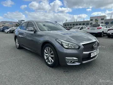 2018 Infiniti Q70 с пробегом 198 487 км