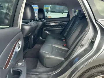 2018 Infiniti Q70 с пробегом 198 487 км