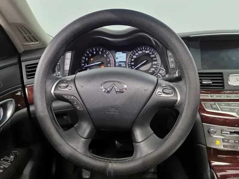 2018 Infiniti Q70 с пробегом 104 800 км