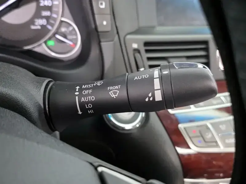 2018 Infiniti Q70 с пробегом 104 800 км