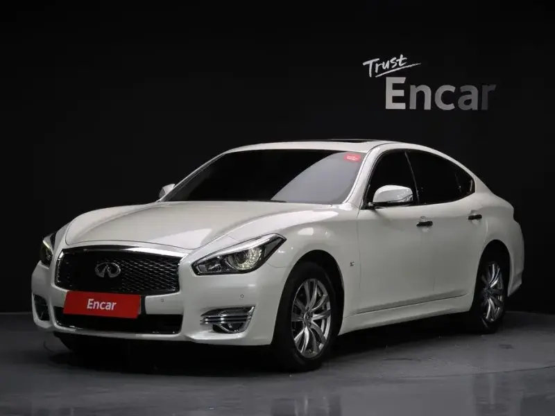 2019 Infiniti Q70 с пробегом 66 459 км