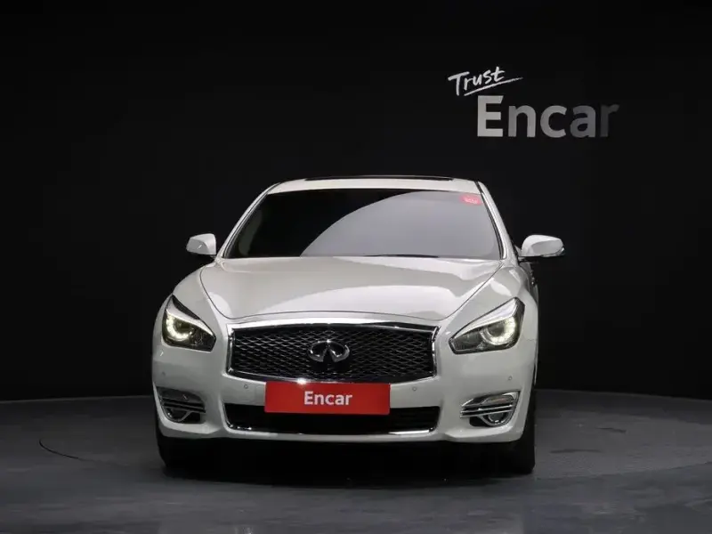 2019 Infiniti Q70 с пробегом 66 459 км