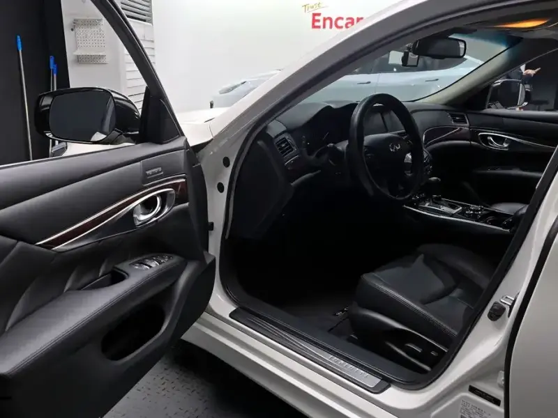 2019 Infiniti Q70 с пробегом 66 459 км