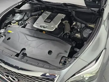 2017 Infiniti Q70 с пробегом 125 271 км