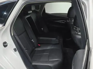2017 Infiniti Q70 с пробегом 154 857 км