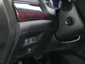 2017 Infiniti Q70 с пробегом 154 857 км