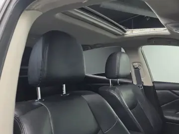 2017 Infiniti Q70 с пробегом 154 857 км