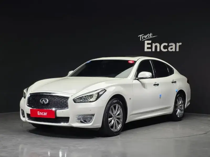 2018 Infiniti Q70 с пробегом 107 344 км