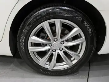 2018 Infiniti Q70 с пробегом 107 344 км