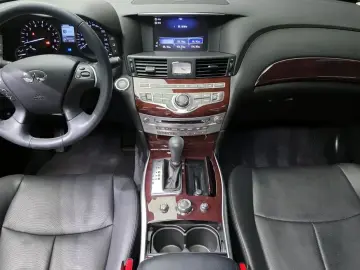 2018 Infiniti Q70 с пробегом 107 344 км