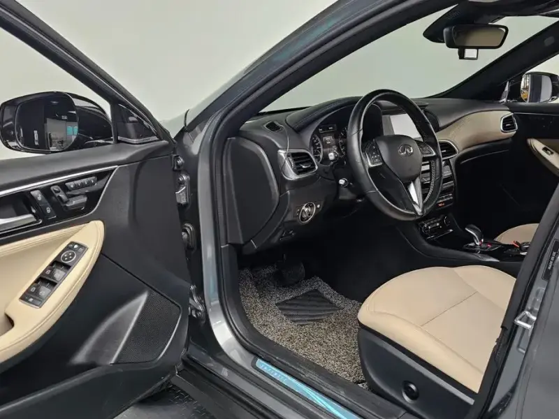 2019 Infiniti QX30 с пробегом 75 386 км